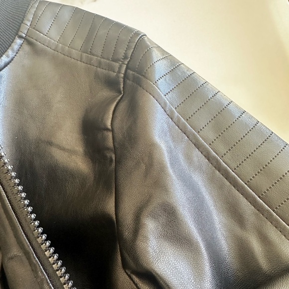 BUNDLE TIME!! 🥰 - Picture 8 of 9